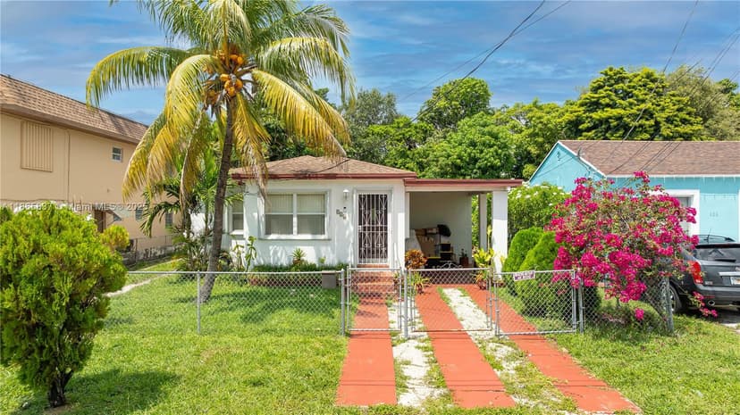 926 NW 24th Ct, Miami FL 33125