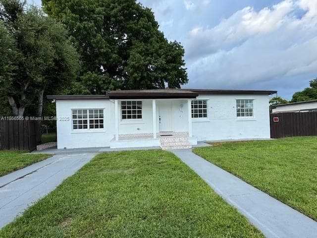 105 E 55th St, Hialeah FL 33013