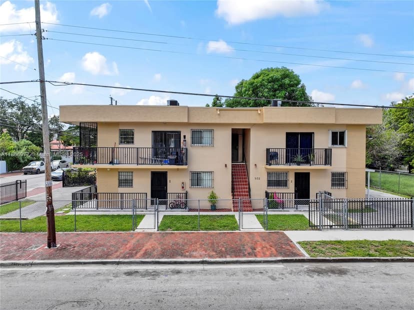 502 SW 13th Ave, Miami FL 33135