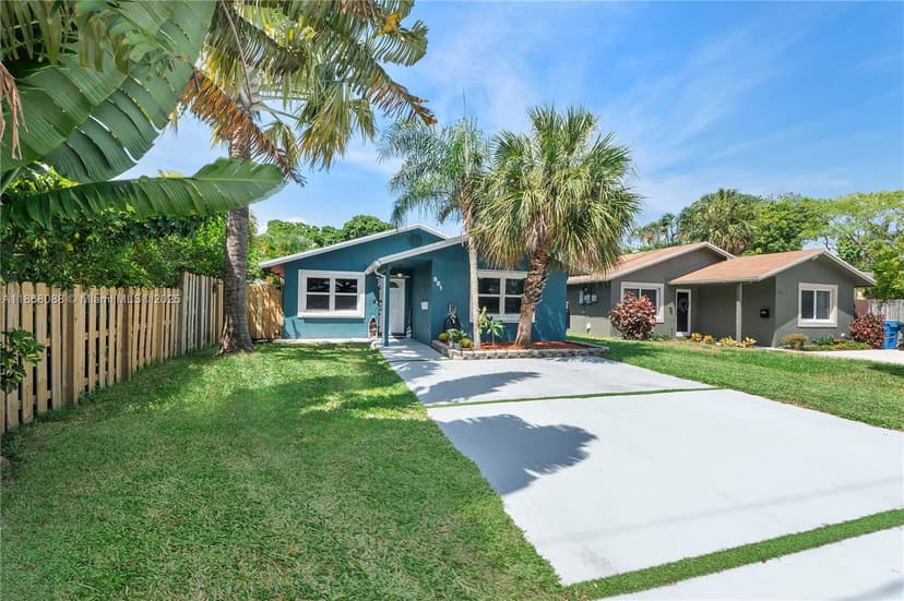 681 NE 34th St, Oakland Park FL 33334