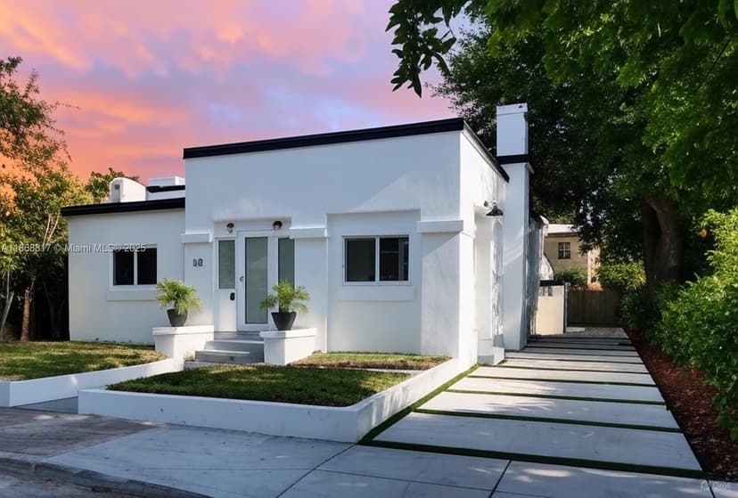 142 NW 47th Ter, Miami FL 33127