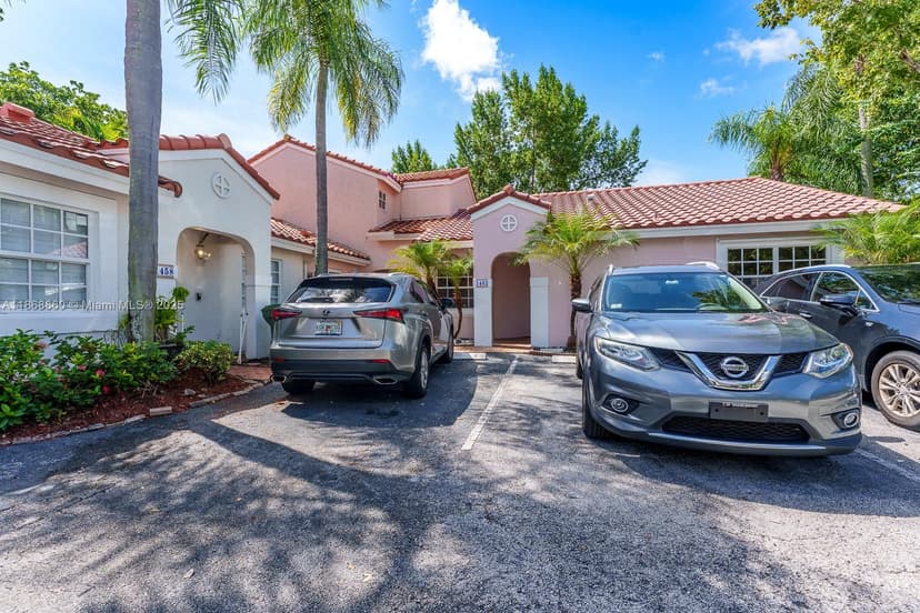 1462 Springside Dr, Weston FL 33326