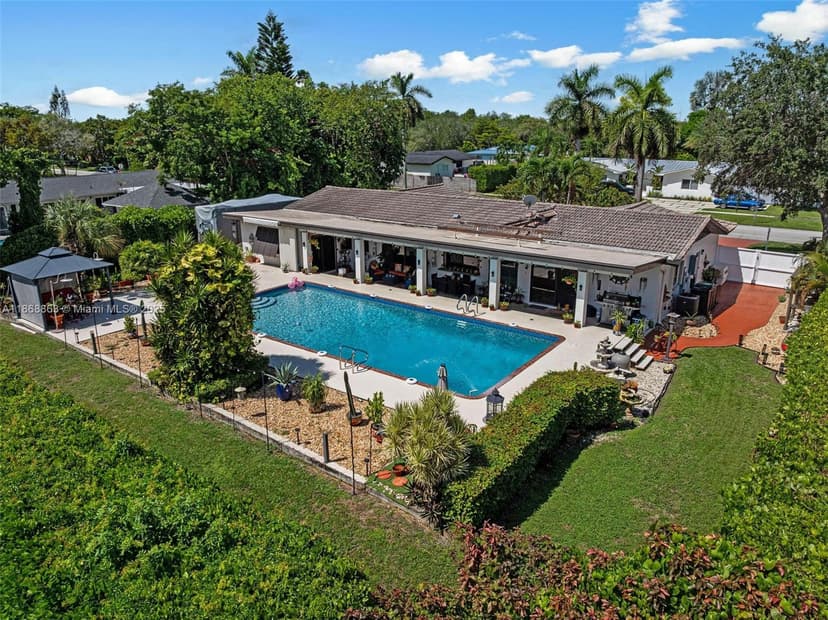 11905 SW 107th Ave, Miami FL 33176