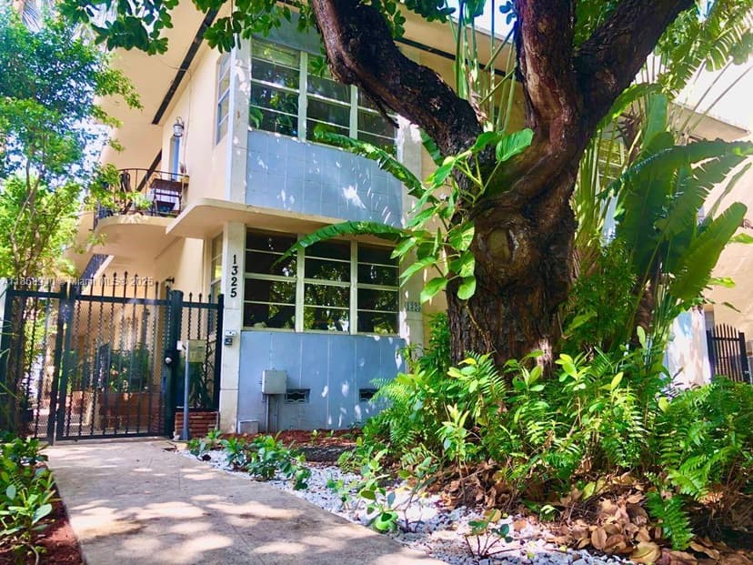1325 Meridian Ave # 5, Miami Beach FL 33139