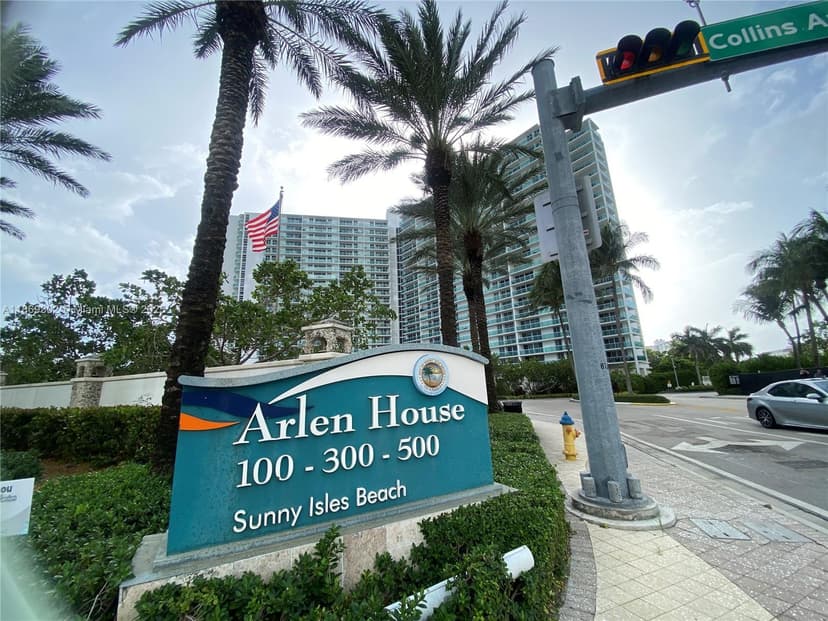 100 Bayview Dr # 221, Sunny Isles Beach FL 33160