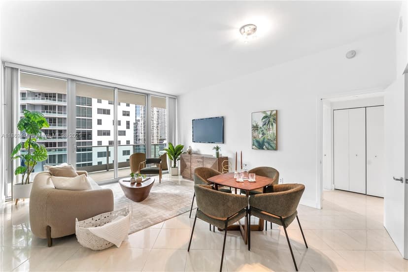 1331 Brickell Bay Dr # 1706, Miami FL 33131