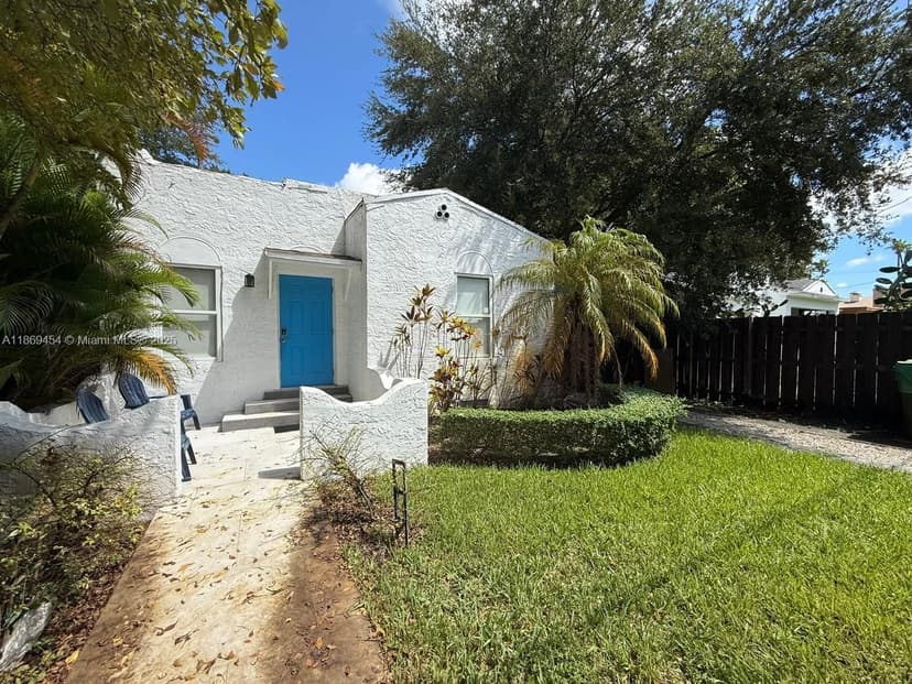 247 NW 58th St, Miami FL 33127