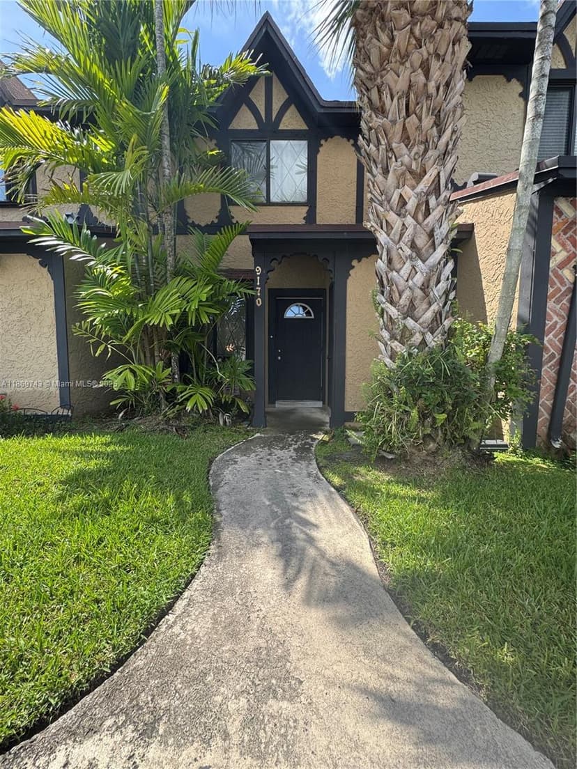9170 NW 44th Ct, Sunrise FL 33351