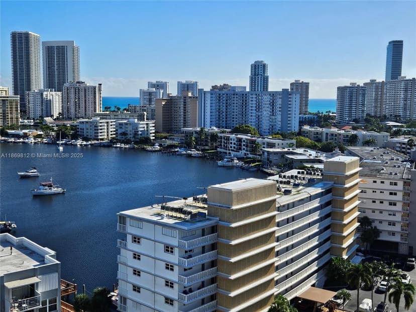 427 Golden Isles Dr # 16E, Hallandale Beach FL 33009