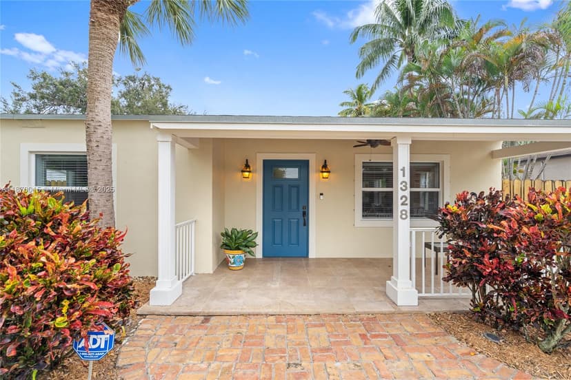 1328 SW 30th St, Fort Lauderdale FL 33315