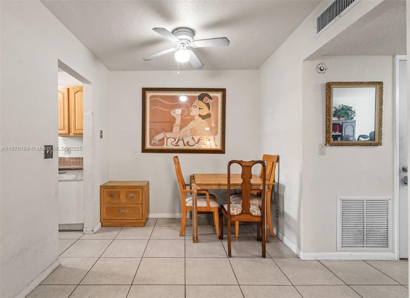 200 Croton Ave # 104, Lantana FL 33462