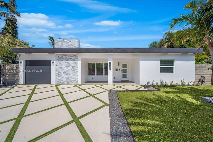 1785 NE 15th St, Fort Lauderdale FL 33304