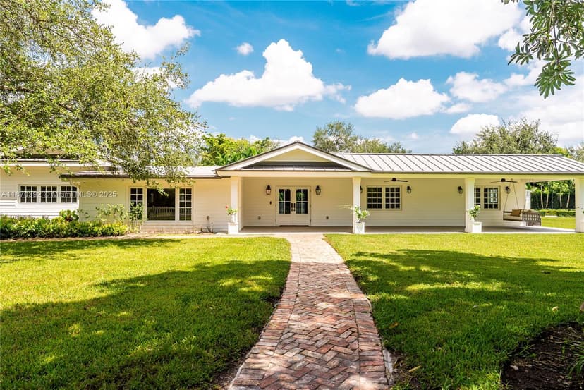 8845 SW 116th St, Miami FL 33176