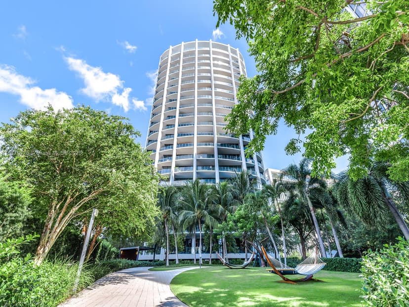 2831 S Bayshore Dr # 403, Miami FL 33133