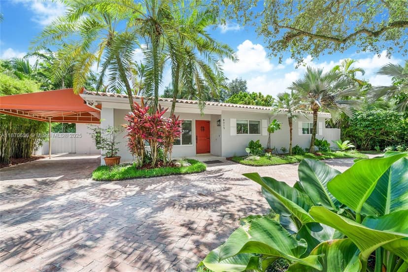 8015 SW 63rd Pl, Miami FL 33143
