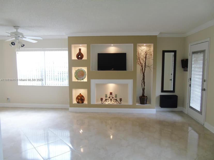 545 Normandy L # 545, Delray Beach FL 33484