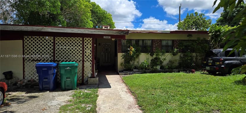19441 NW 1st Ct, Miami Gardens FL 33169