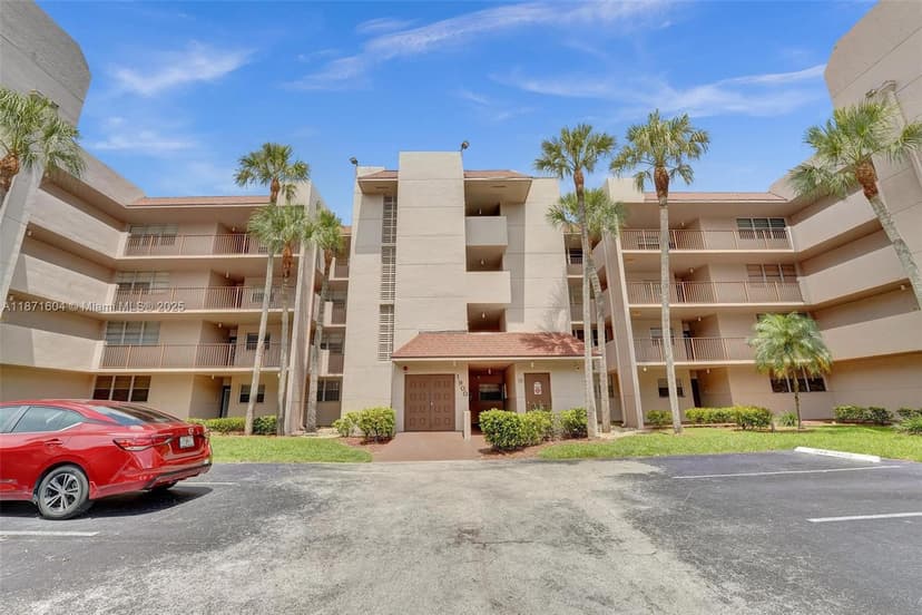 1900 Sabal Palm Dr # 201, Davie FL 33324