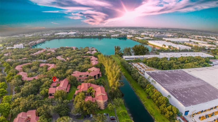 15495 N Miami Lakeway N # 4, Miami Lakes FL 33014