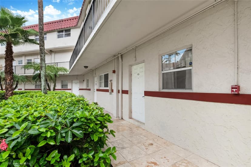 8650 SW 67th Ave # 1018, Pinecrest FL 33156