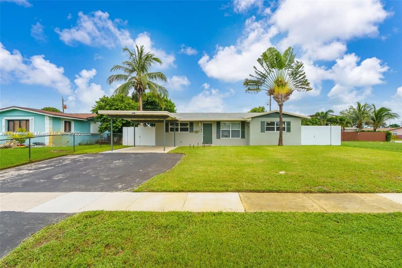 2751 SW 4th St, Fort Lauderdale FL 33312