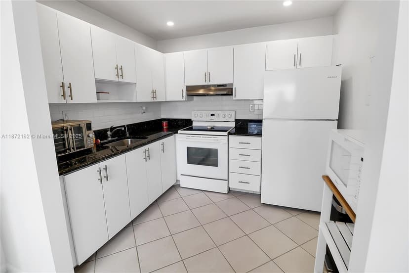 608 Normandy # M, Delray Beach FL 33484