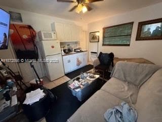 2051 NE 25th Ave, Pompano Beach FL 33062