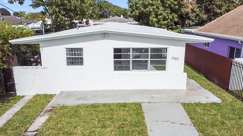 1557-55 NW 66th St, Miami FL 33147