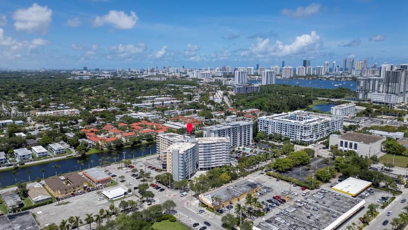 2025 NE 164th St # 510, North Miami Beach FL 33162