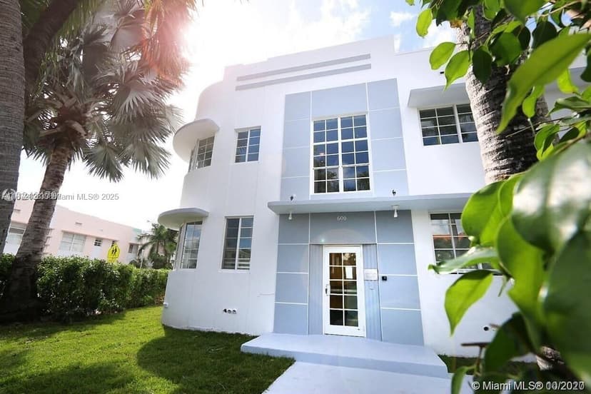 600 15th St # 10, Miami Beach FL 33139