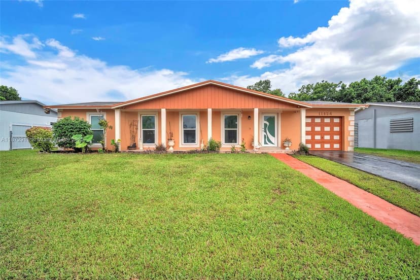 11024 SW 157th Ter, Miami FL 33157