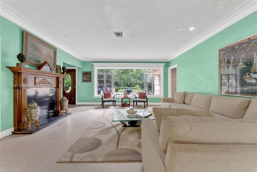 990 NE 94th St, Miami Shores FL 33138