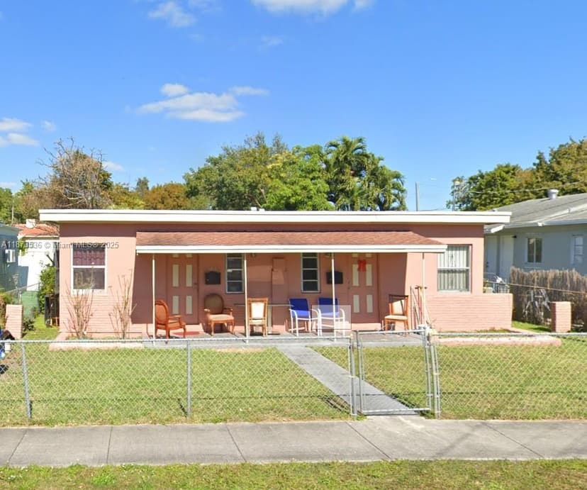 1411 NW 41st St, Miami FL 33142