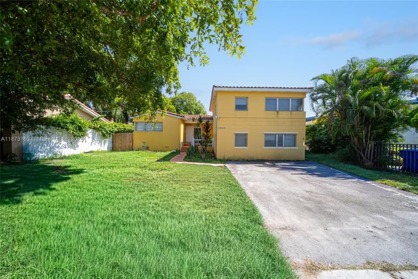 3340 SW 7th St, Miami FL 33135