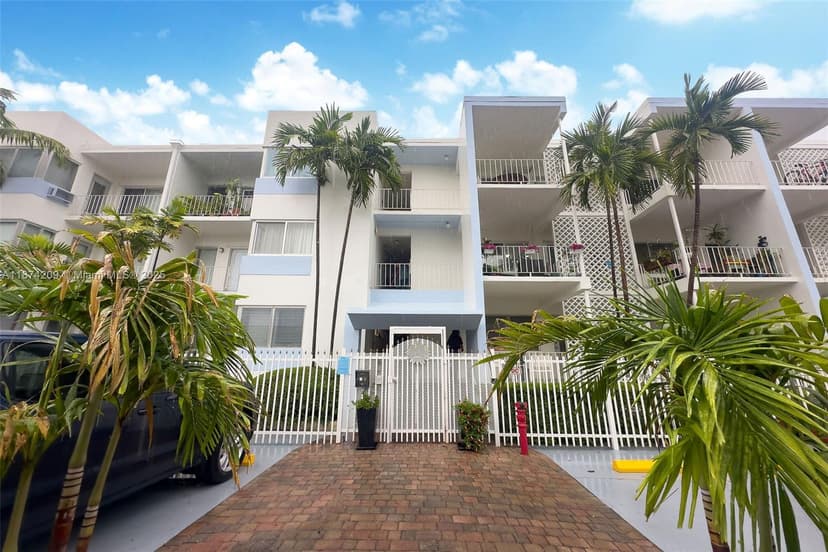 641 Espanola Way # 3, Miami Beach FL 33139