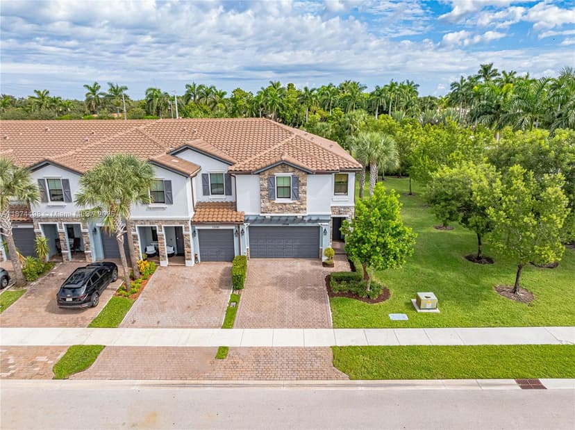 13094 Anthorne Ln, Boynton Beach FL 33436