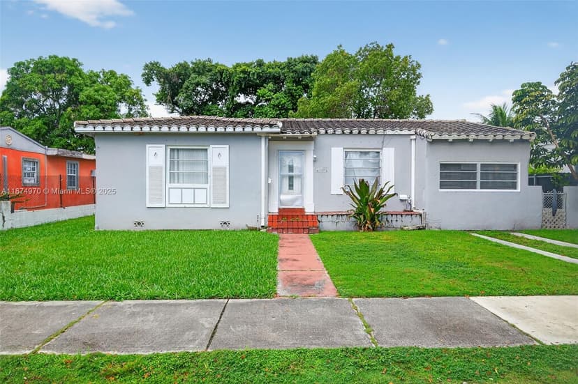 2850 NW 4th St, Miami FL 33125