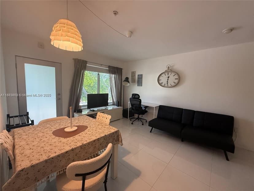 801 15th St # 202, Miami Beach FL 33139
