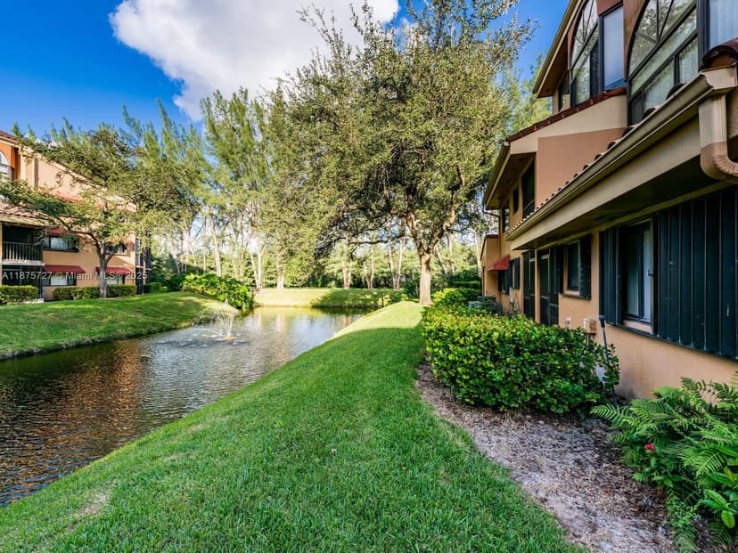 15489 N Miami Lakeway N # 3, Miami Lakes FL 33014