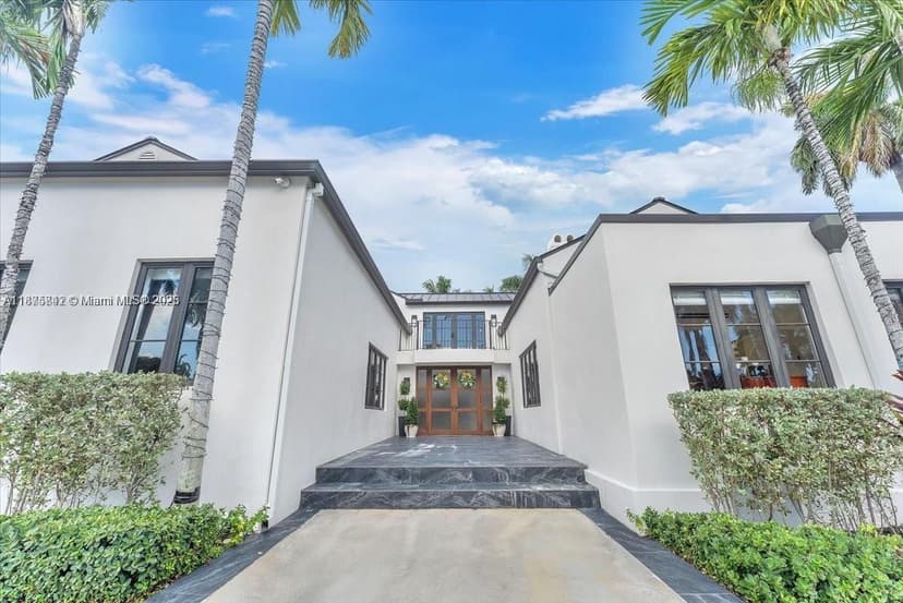 1421 Tyler St, Hollywood FL 33020