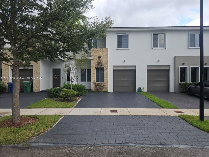17606 SW 149th Pl # 17606, Miami FL 33187