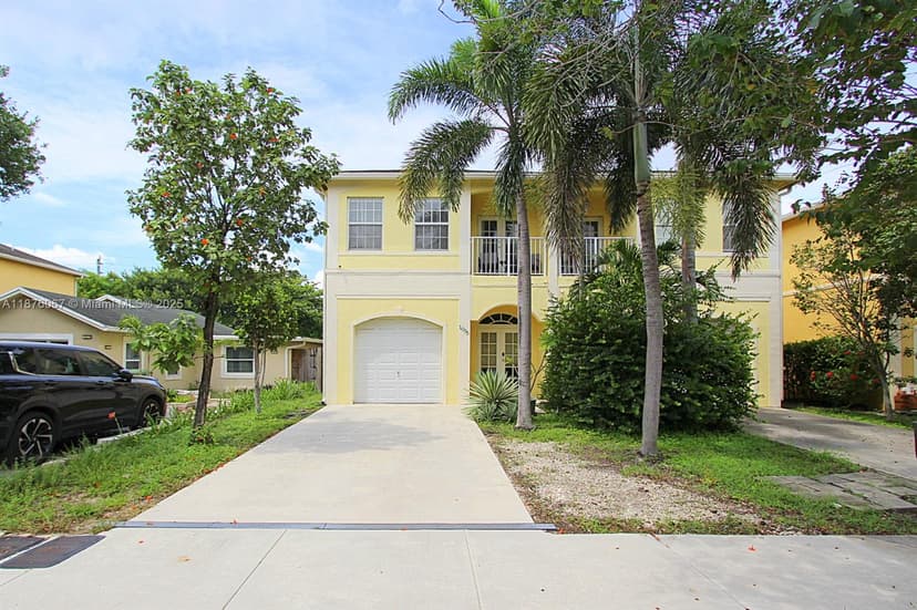 1035 NW 7th Ter, Fort Lauderdale FL 33311