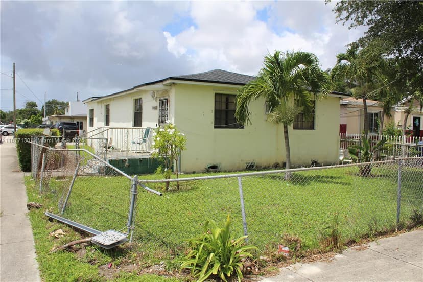 5940 NW 21st Ave, Miami FL 33142