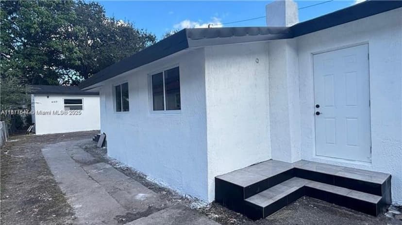 4147 NW 23rd Ct, Miami FL 33142