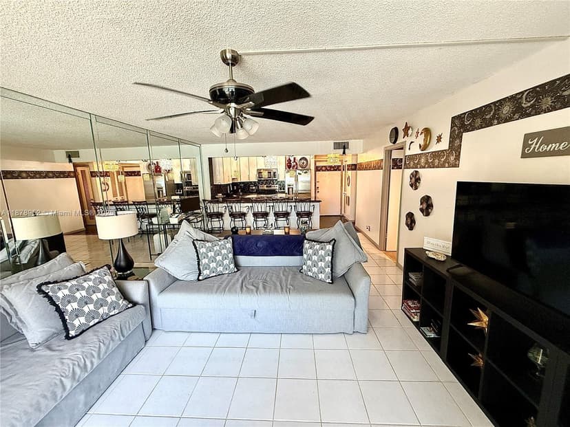 1801 S Ocean Dr # 233, Hallandale Beach FL 33009