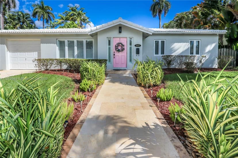 1443 Harrison St, Hollywood FL 33020