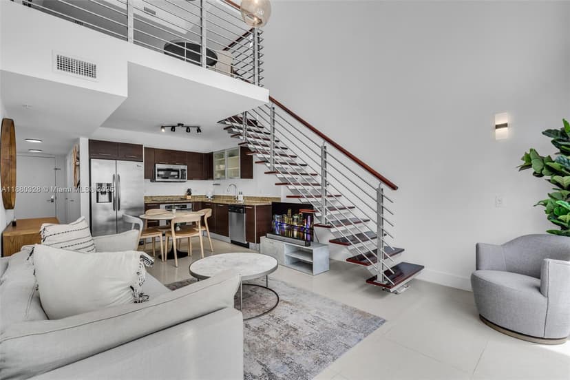 41 SE 5th St # 1112, Miami FL 33131