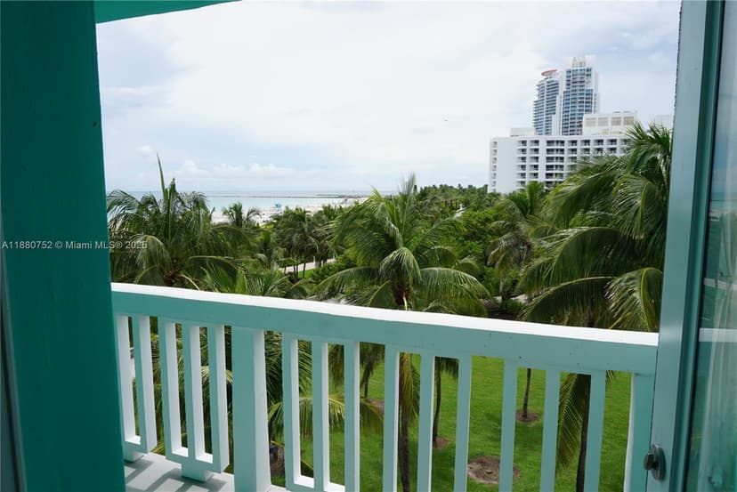 301 Ocean Dr # 505, Miami Beach FL 33139