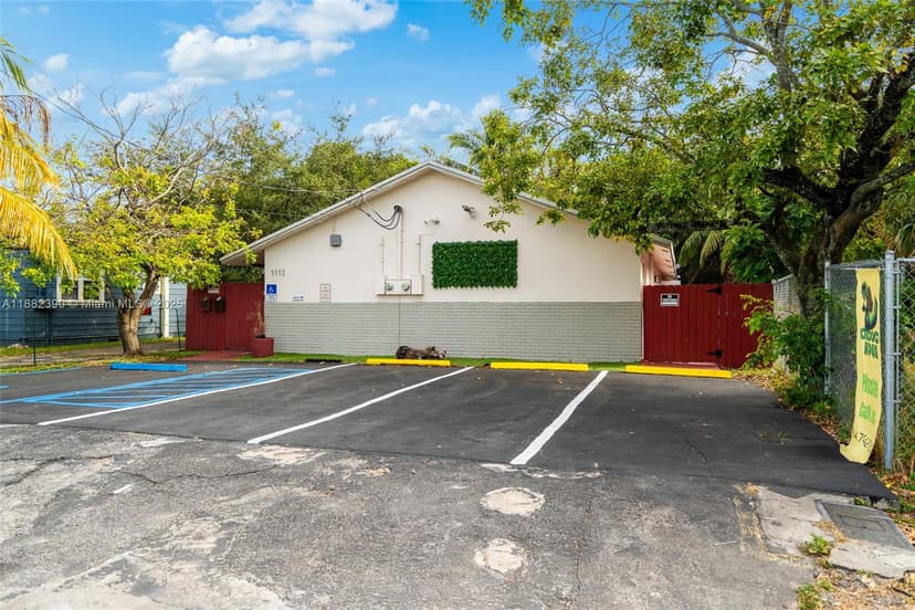 1112 NE 5th Ave, Fort Lauderdale FL 33304