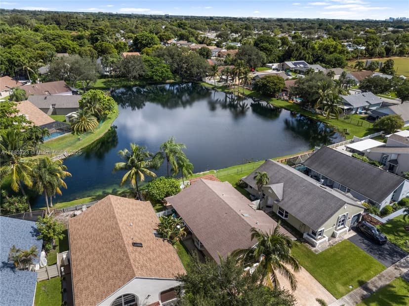 9803 SW 59th St, Cooper City FL 33328